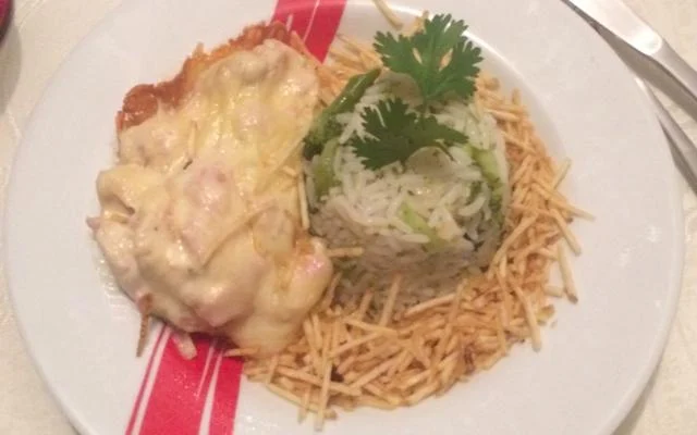 Filé de frango ao vinho branco parece chique, mas é fácil (Créditos: TudoGostoso/Bruna Hollanda)