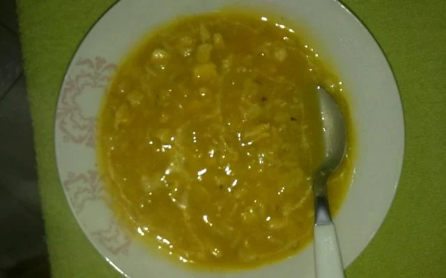 Você vai querer fazer essa sopa de filé de frango até no verão (Créditos: TudoGostoso/Marilyn Emanuelle)